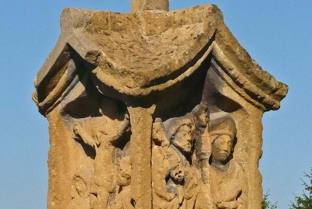 Bildstock de Basse-Ham, croix de chemin sculptée en pierre